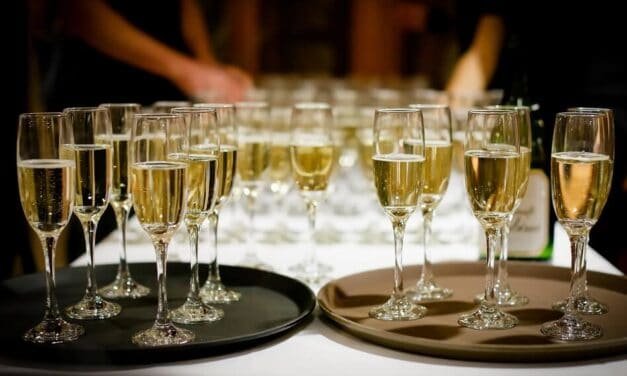 Champagne vs. Prosecco – What Is the Difference?