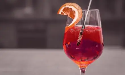 The Best Red Wine Cocktails for Your Party