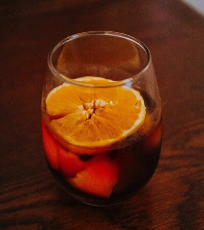 vermouth glass medication aperitif slice orange