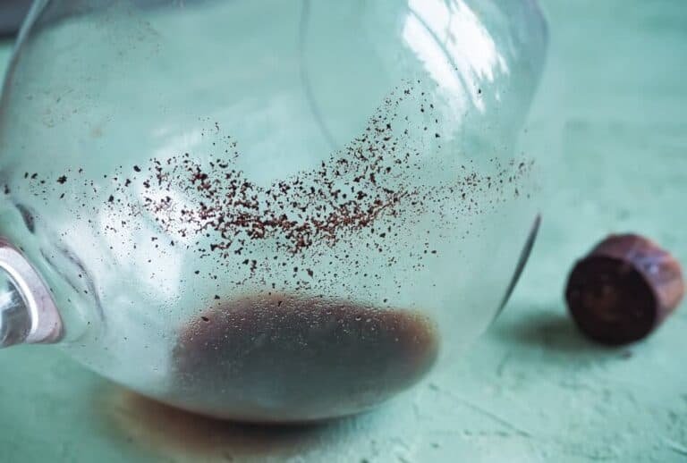 Why Is There Sediment in Wine and Is It Harmful? WineLoverMagazine